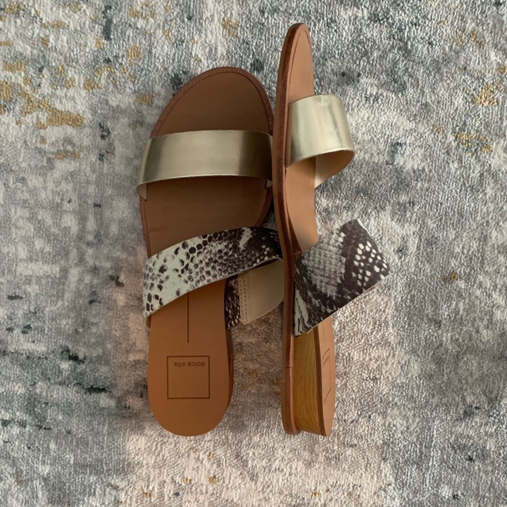 Dolce vita sandals